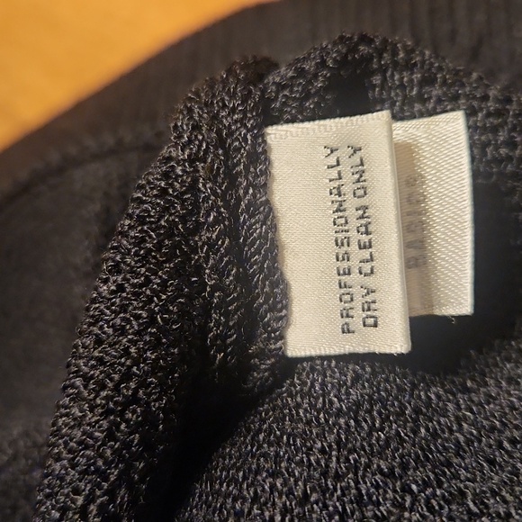 St. John Basics Black Santana Knit Pleated Front Pull-on Pants Size 8 - Picture 15 of 16